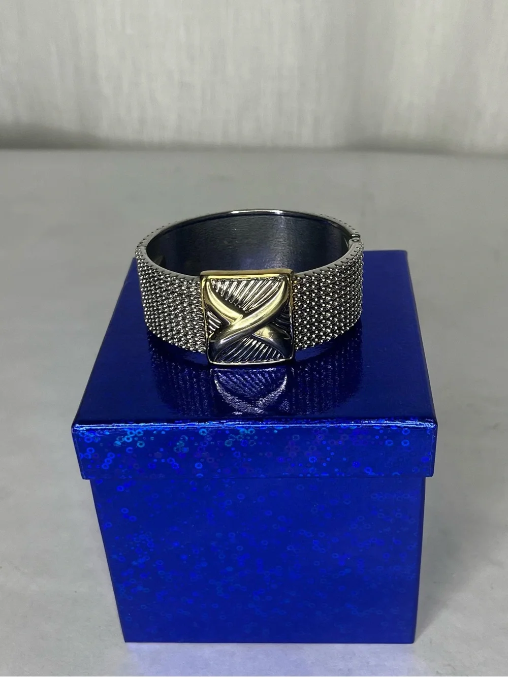 Silver hinge bracelet
